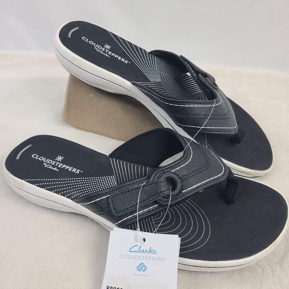 NEW Clarks Cloudsteppers Women's Black Cushioned Flip-Flops Sandals Size 8
